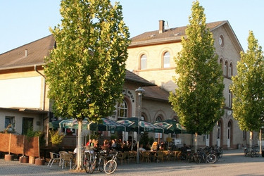 Pájaro Negro am Dieburger Bahnhof