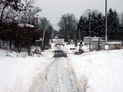 Schreberweg_Radroute_ungeräumt_1001.JPG